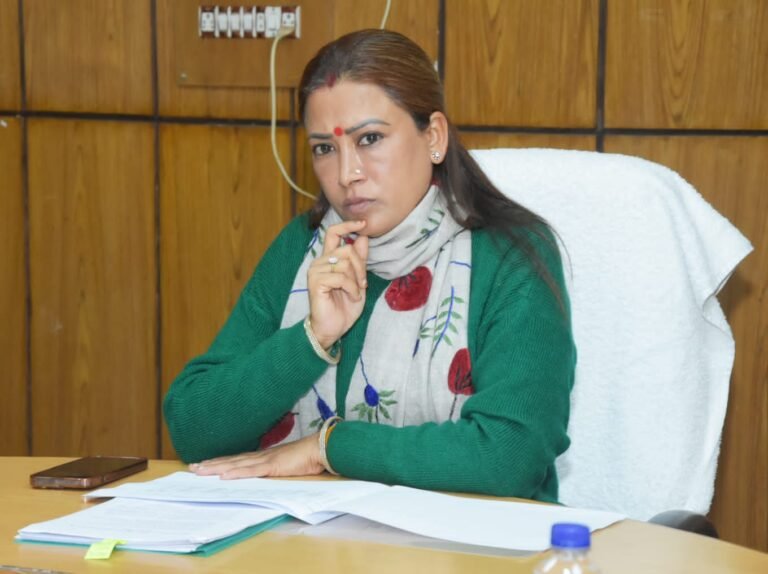 Uttarakhand – खाद्य विभाग के अधिकारियों की बैठक लेते हुए विभागीय मंत्री रेखा हुई नाराज, पढ़े पूरी खबर
