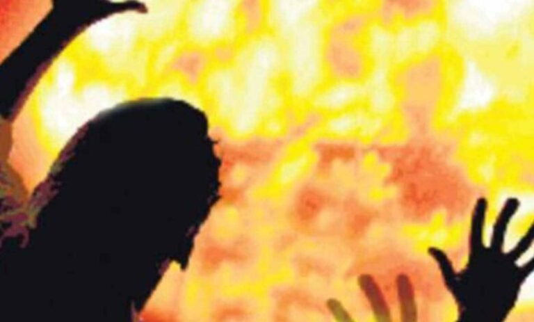 उत्तराखंड के अल्मोड़ा में वन विभाग के चार कर्मचारी की जंगल की आग से मौत – ऐसे हुआ हादसा
