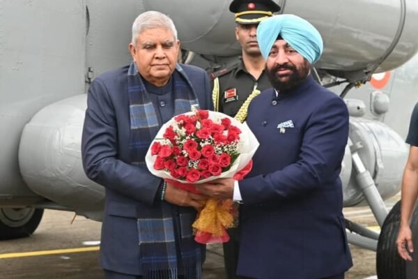 उप-राष्ट्रपति जगदीप धनगढ की अचानक बिगड़ी तबियत, राजभवन नैनीताल में डॉक्टरों का पैनल कर रहा इलाज