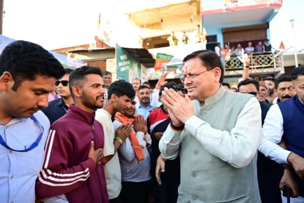 अपने विधानसभा क्षेत्र चम्पावत पहुंच सीएम धामी ने किया ग्रामीणों से सीधा संवाद, यहां पढ़े – .
